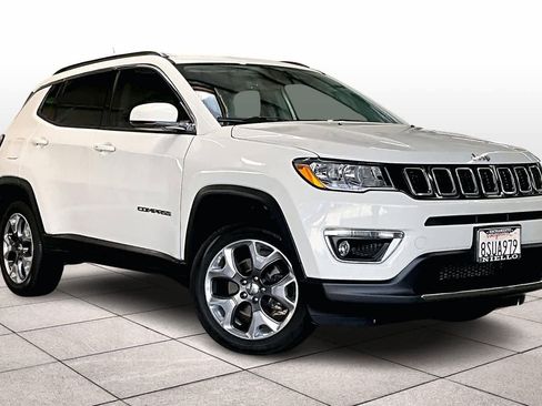 Used 2019 Jeep Compass Limited image 2