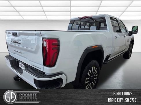 New 2026 GMC Sierra 2500 Denali Ultimate image 5