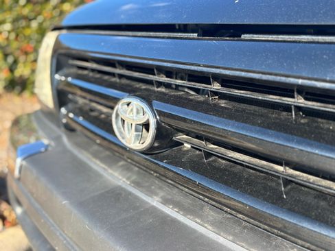 Used 1998 Toyota Tacoma 4x4 Xtracab V6 image 9