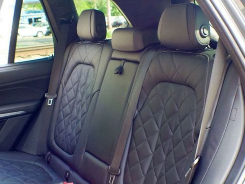 Used 2024 BMW X5 M60i image 51