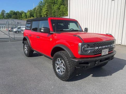 Certified 2023 Ford Bronco Badlands AWD/4WD image 4