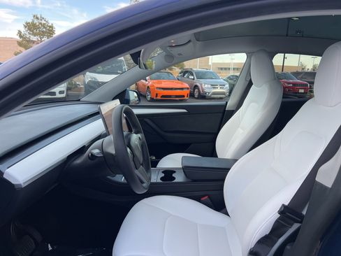 Used 2023 Tesla Model Y 2WD image 24