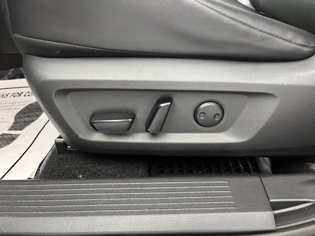 Used 2023 Nissan Rogue SV w/ SV Premium B Package FWD image 33