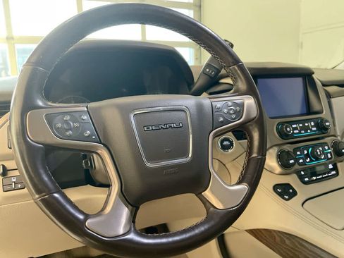 Used 2019 GMC Yukon Denali w/ Open Road Package image 14