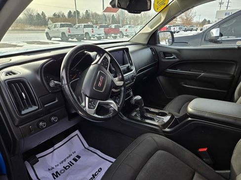Used 2021 GMC Canyon Elevation image 2