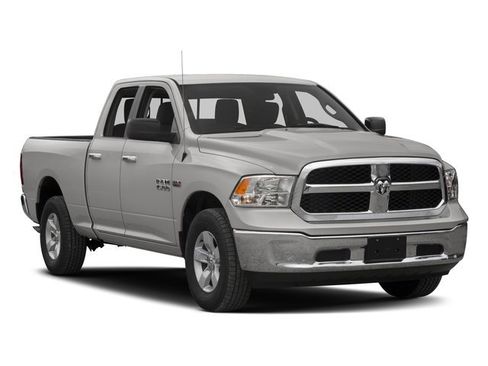 Used 2016 RAM 1500 Classic SLT AWD/4WD image 9