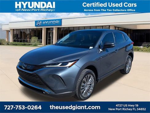 Used 2024 Toyota Venza Limited image 1