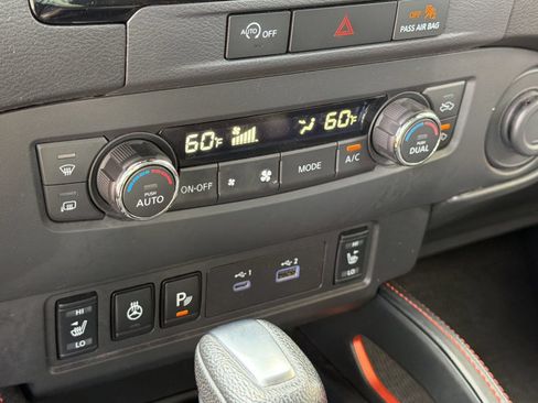 Used 2023 Nissan Frontier Pro-X w/ Pro Convenience Package RWD image 17