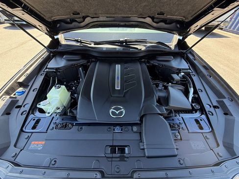 Used 2024 MAZDA CX-90 Plug-In Hybrid w/ Preferred AWD/4WD image 29