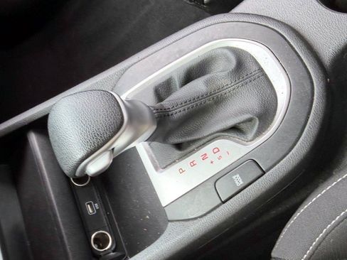 Used 2023 Kia Forte LXS FWD image 17