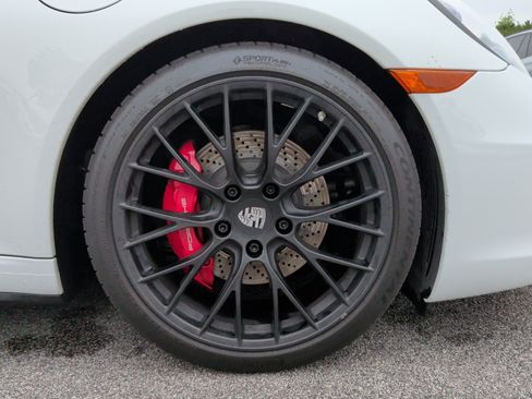 Used 2016 Porsche 911 Carrera 4 GTS AWD/4WD image 13