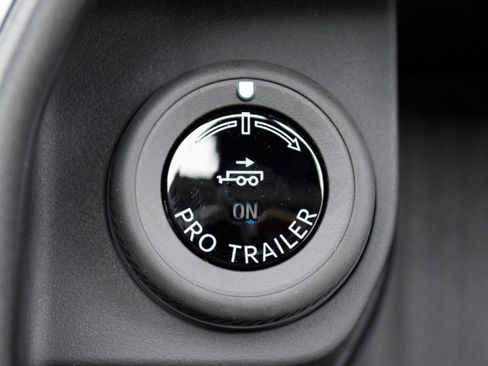 New 2026 Ford Expedition Platinum image 16