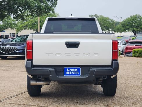 Used 2024 Toyota Tacoma SR RWD image 6