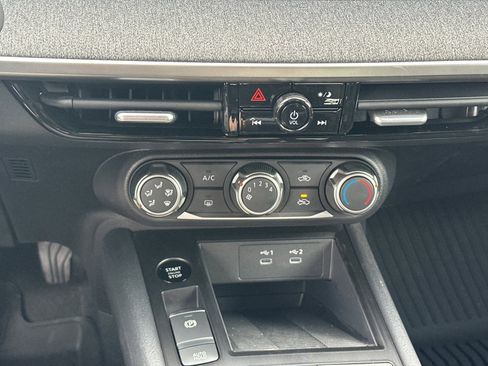 New 2026 Nissan Kicks S image 29