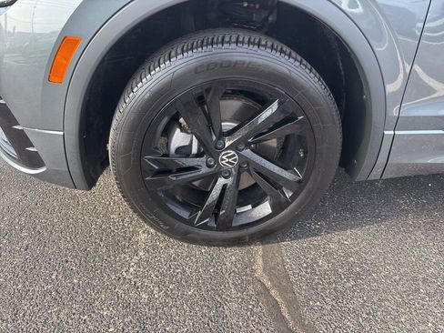 Used 2024 Volkswagen Tiguan SE R-Line image 15