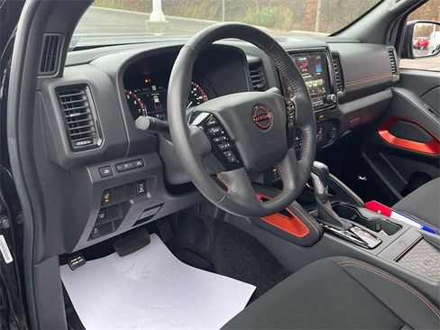 Used 2024 Nissan Frontier Pro-X w/ Pro Convenience Package image 10