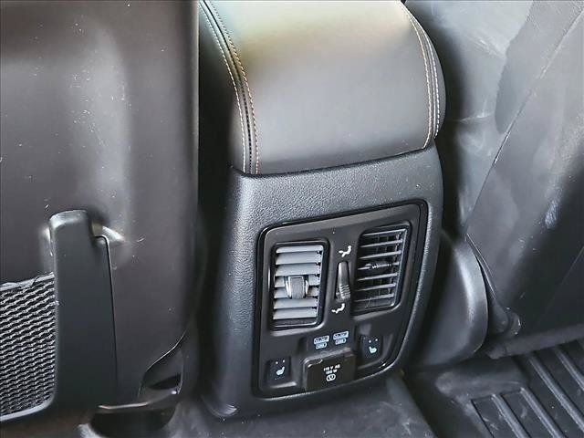 Used 2025 Dodge Durango SRT Hellcat AWD/4WD image 17
