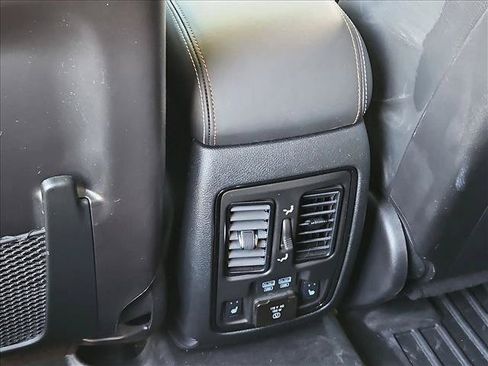 Used 2025 Dodge Durango SRT Hellcat AWD/4WD image 17