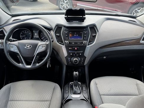Used 2018 Hyundai Santa Fe Sport FWD image 23