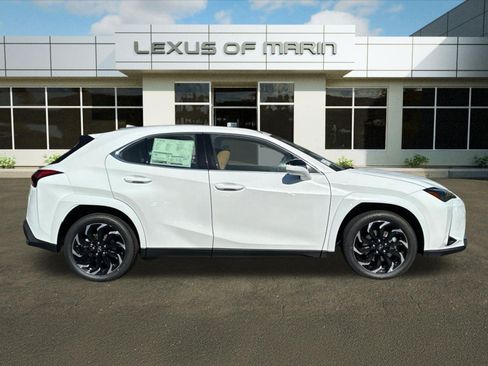 New 2026 Lexus UX 300h AWD image 8