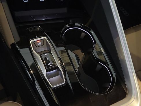 New 2025 Audi Q5 Premium Plus AWD/4WD image 14