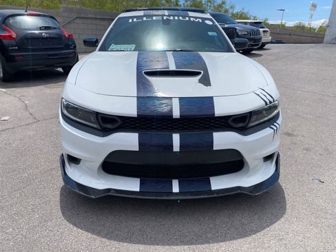 Used 2023 Dodge Charger R/T w/ Plus Group RWD image 2