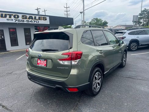 Used 2019 Subaru Forester Premium w/ All-Weather Package AWD/4WD image 5