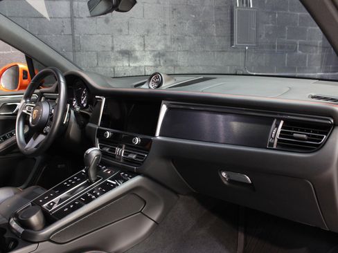 Used 2023 Porsche Macan GTS w/ Premium Package Plus image 50