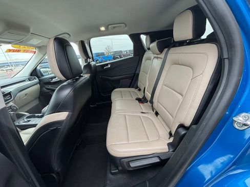 Used 2021 Ford Escape SEL image 10