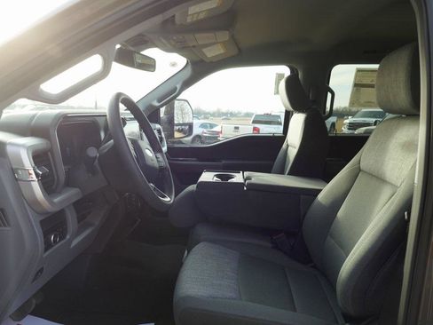 New 2026 Ford F250 XLT w/ XLT Premium Package image 18