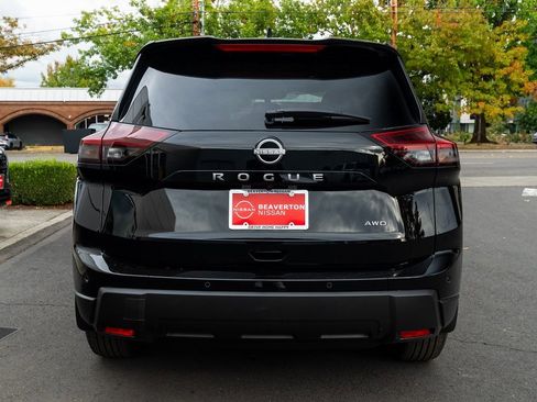 New 2026 Nissan Rogue S image 5