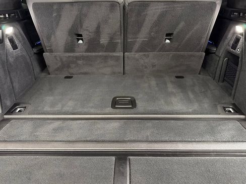 Used 2024 BMW X7 xDrive40i w/ Executive Package image 15