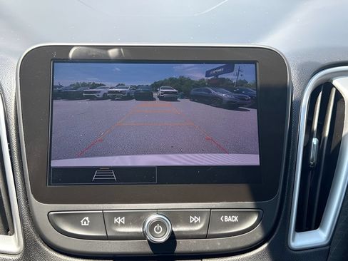 Used 2024 Chevrolet Malibu LT FWD image 11