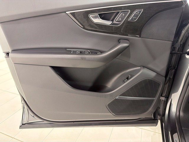 Used 2021 Audi Q8 Premium Plus w/ Premium Plus Package AWD/4WD image 10