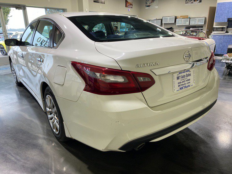 Used 2018 Nissan Altima 2.5 S w/ S Convenience Package FWD image 14