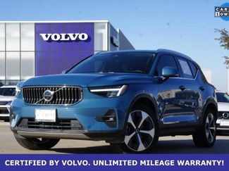 Certified 2025 Volvo XC40 B5 Plus video 1