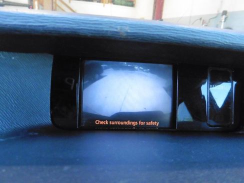 Used 2014 Toyota Sienna XLE FWD image 19