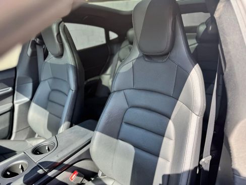 Used 2020 Porsche Taycan 4S w/ Premium Package image 14