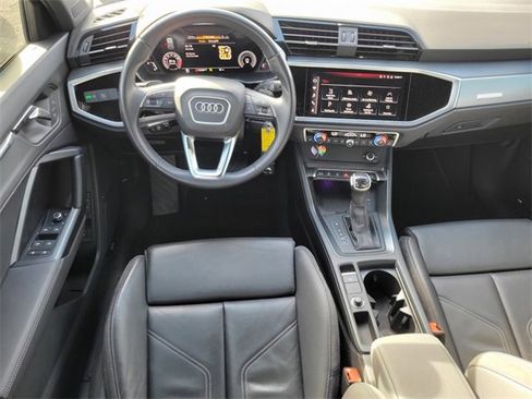 Used 2022 Audi Q3 2.0T Premium Plus image 12