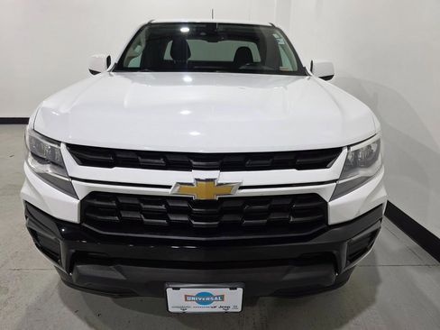 Used 2022 Chevrolet Colorado LT w/ Fleet Safety Package image 10