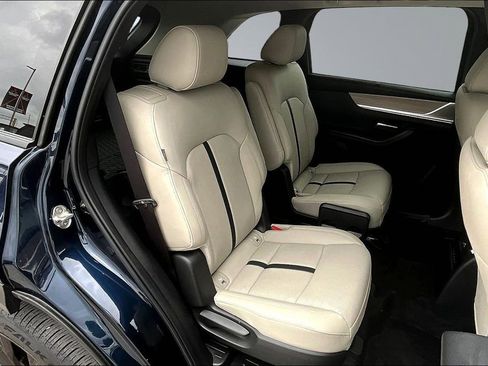 New 2025 MAZDA CX-90 Plug-In Hybrid w/Premium Sport AWD/4WD image 11