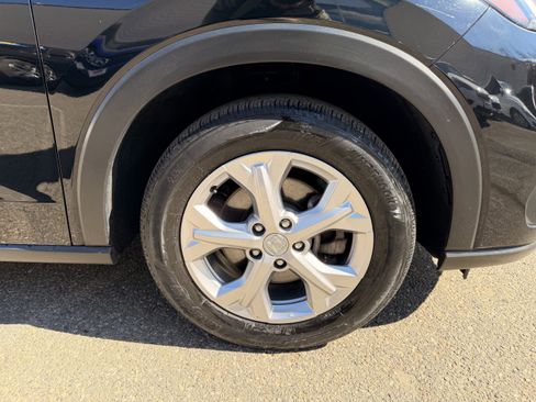 Certified 2023 Honda HR-V LX image 10