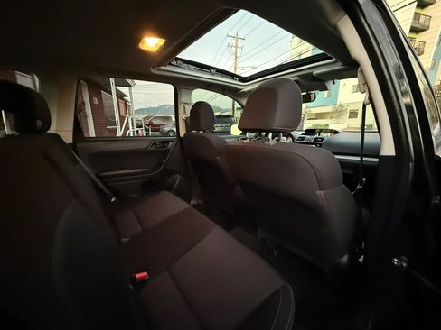 Used 2018 Subaru Forester 2.5i Premium AWD/4WD image 14