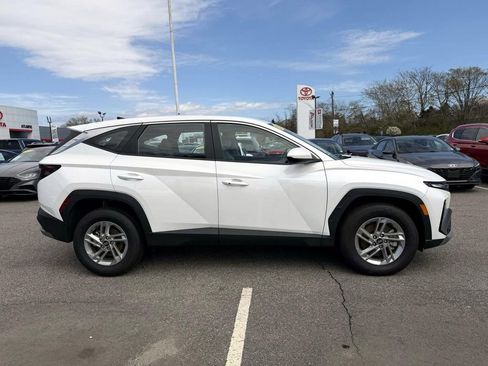 Used 2025 Hyundai Tucson SE AWD/4WD image 37