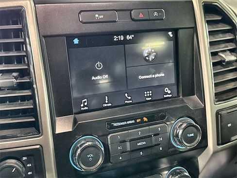 Used 2019 Ford F150 Lariat image 19