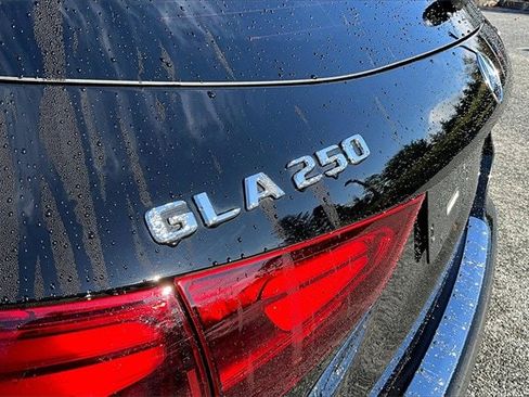 Certified 2025 Mercedes-Benz GLA 250 4MATIC image 26