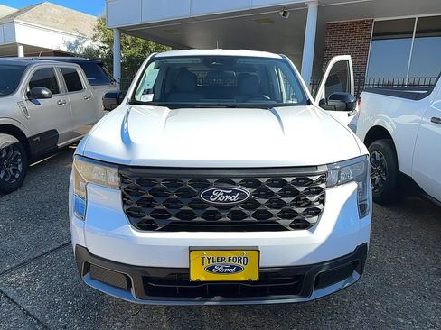 New 2025 Ford Maverick XLT w/ XLT Luxury Package image 2