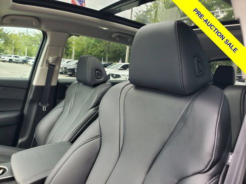 Used 2025 Acura MDX FWD image 17