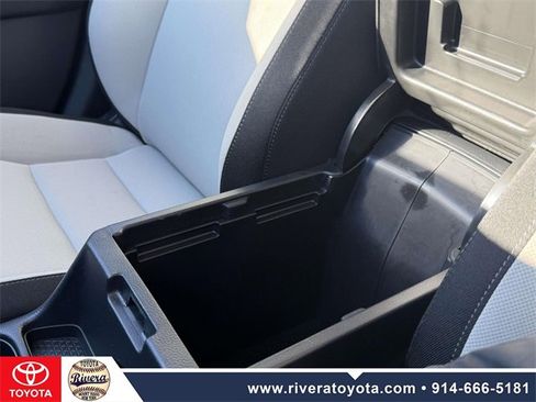 Used 2023 Honda CR-V LX image 22