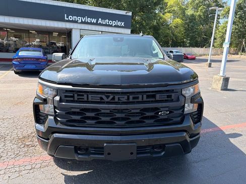 Used 2025 Chevrolet Silverado 1500 Custom w/ LPO, Dark Essentials Package AWD/4WD image 3